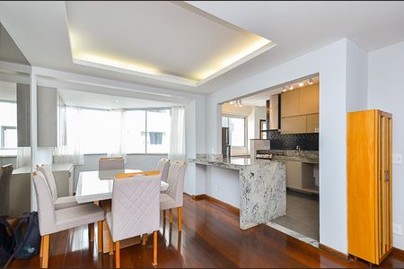 Sala Ambientes de apartamento para alugar com 3 quartos, 137m² em Lourdes, Belo Horizonte