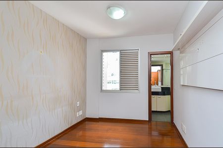 Apartamento para alugar com 137m², 3 quartos e 2 vagasSuíte