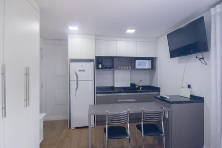 Studio de kitnet/studio para alugar com 1 quarto, 23m² em Água Verde, Curitiba