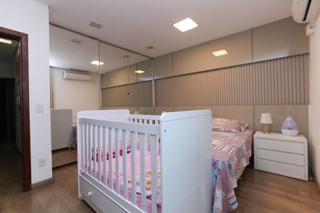 Casa à venda com 320m², 4 quartos e 3 vagas