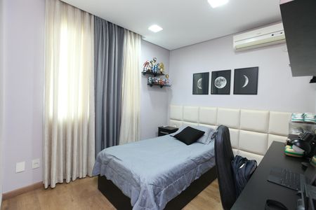 Casa à venda com 320m², 4 quartos e 3 vagas