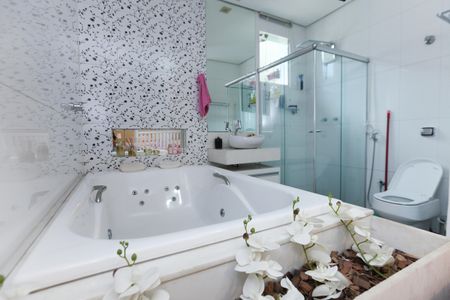 Casa à venda com 4 quartos, 320m² em Inconfidentes, Contagem