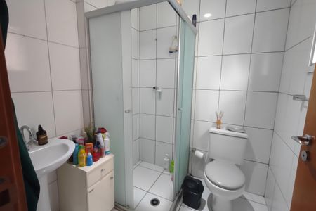 Apartamento à venda com 63m², 2 quartos e 2 vagas Apartamento à venda com 63m², 2 quartos e 2 vagasBanheiro da Suíte