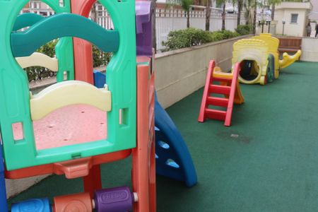 Apartamento à venda com 63m², 2 quartos e 2 vagasÁrea comum - Playground