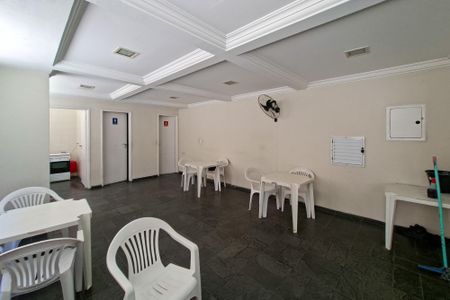 Apartamento para alugar com 90m², 2 quartos e 1 vagaÁrea comum - Salão de festas