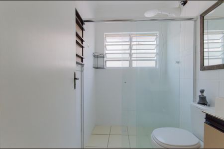 Casa para alugar com 65m², 2 quartos e sem vagaBanheiro