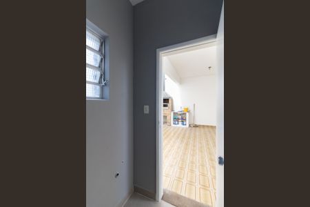 Casa à venda com 197m², 4 quartos e 3 vagas Casa à venda com 197m², 4 quartos e 3 vagasBanheiro Externo