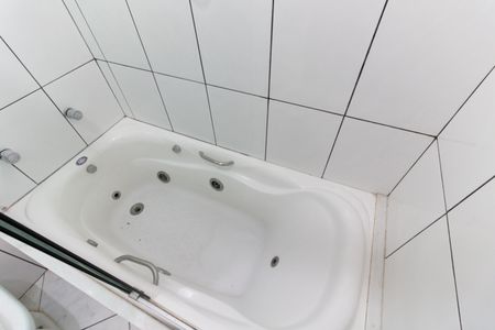 Casa à venda com 197m², 4 quartos e 3 vagas Casa à venda com 197m², 4 quartos e 3 vagasBanheiro Social