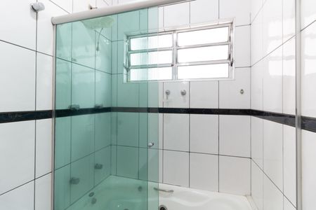 Casa à venda com 197m², 4 quartos e 3 vagas Casa à venda com 197m², 4 quartos e 3 vagasBanheiro Social