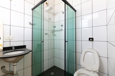 Casa à venda com 197m², 4 quartos e 3 vagas Casa à venda com 197m², 4 quartos e 3 vagasBanheiro da Suíte 2