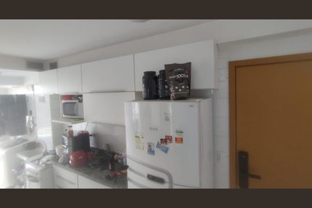 Apartamento à venda com 68m², 2 quartos e 1 vaga Apartamento à venda com 68m², 2 quartos e 1 vagaCozinha