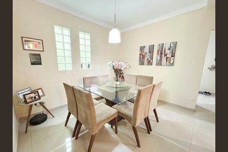 Casa à venda com 6 quartos, 180m² em Conjunto Lagoa, Belo Horizonte