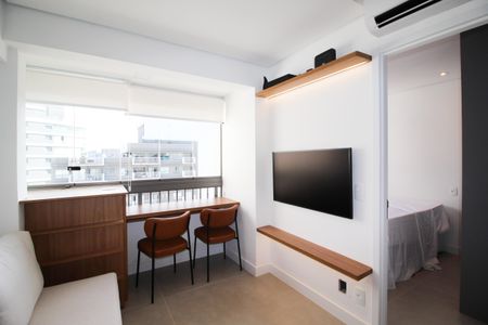 Sala de apartamento para alugar com 1 quarto, 24m² em Vila Nova Conceição, São Paulo