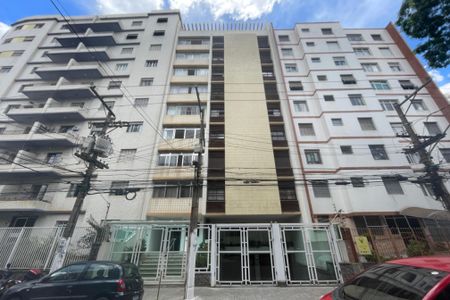 Apartamento para alugar com 150m², 3 quartos e 1 vaga