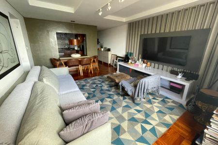 Apartamento para alugar com 150m², 3 quartos e 1 vaga