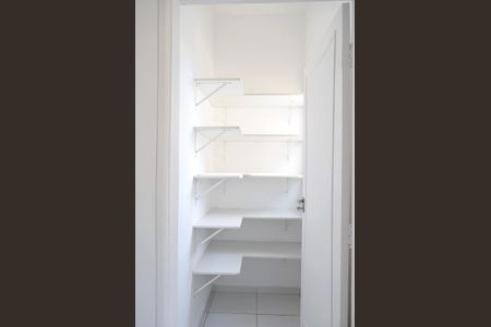 Apartamento à venda com 233m², 3 quartos e 2 vagasDespensa