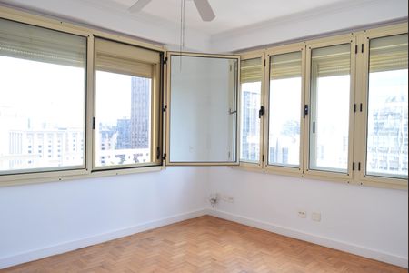 Apartamento à venda com 233m², 3 quartos e 2 vagasQuarto 2