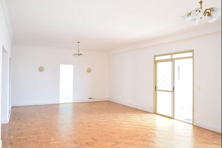 Apartamento à venda com 233m², 3 quartos e 2 vagasSala