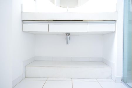 Apartamento à venda com 233m², 3 quartos e 2 vagasBanheiro da Suíte