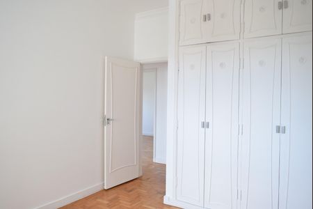 Apartamento à venda com 233m², 3 quartos e 2 vagasQuarto 1