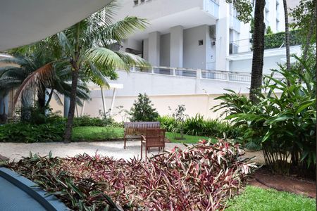 Apartamento à venda com 233m², 3 quartos e 2 vagasJardim de entrada