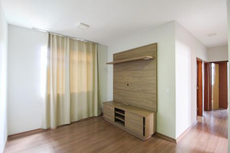 Sala de apartamento para alugar com 3 quartos, 70m² em Indaiá, Belo Horizonte