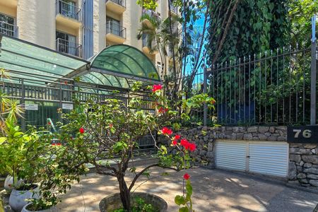 Apartamento à venda com 51m², 1 quarto e 1 vaga Apartamento à venda com 51m², 1 quarto e 1 vagaFachada