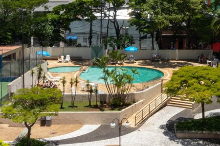 Apartamento à venda com 51m², 1 quarto e 1 vaga Apartamento à venda com 51m², 1 quarto e 1 vagaÁrea comum - Piscina