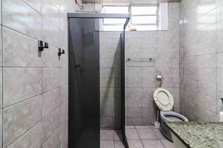 Banheiro de casa à venda com 3 quartos, 100m² em Cidade São Francisco, São Paulo