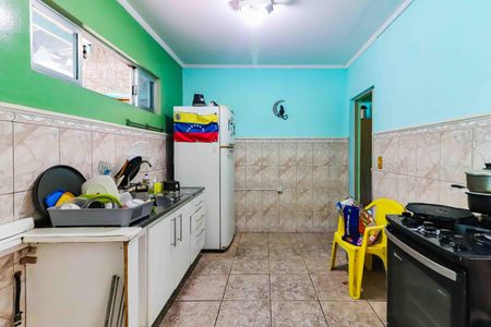 Casa à venda com 100m², 3 quartos e 3 vagasCozinha e Área de Serviço