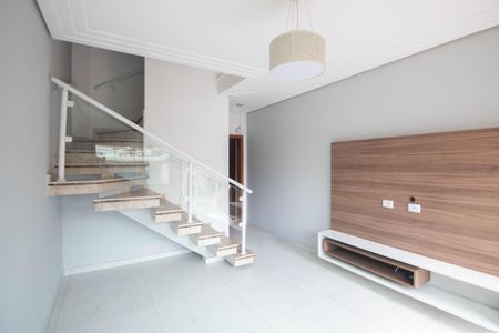 Sala de casa para alugar com 3 quartos, 360m² em Vila Isolina Mazzei, São Paulo