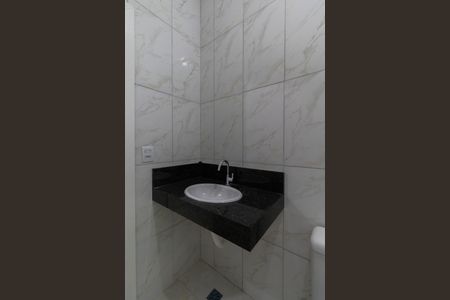 Casa para alugar com 100m², 2 quartos e 2 vagasBanheiro