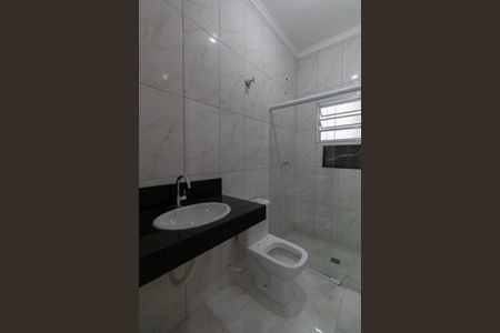 Casa para alugar com 100m², 2 quartos e 2 vagasBanheiro