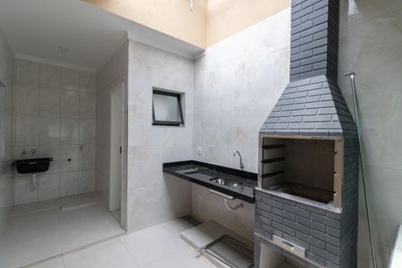 Casa para alugar com 100m², 2 quartos e 2 vagasChurrasqueira