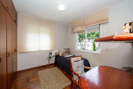 Casa à venda com 364m², 3 quartos e 4 vagasQUARTO2