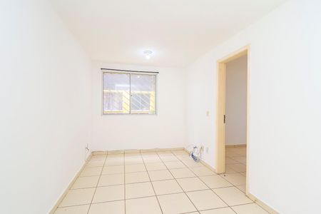 Sala de apartamento à venda com 2 quartos, 40m² em Vila Carmosina, São Paulo