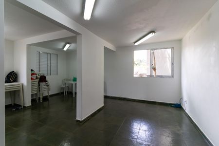 Apartamento à venda com 40m², 2 quartos e sem vagaÁrea comum - Salão de festas