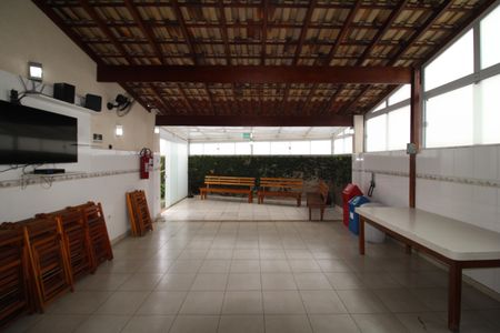 Apartamento para alugar com 60m², 2 quartos e 1 vagaÁrea Comum