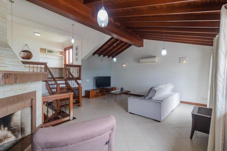 Apartamento para alugar com 3 quartos, 430m² em Tristeza, Porto Alegre