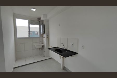 Apartamento para alugar com 39m², 2 quartos e sem vagaCozinha e Área de Serviço