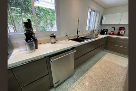 Apartamento à venda com 360m², 6 quartos e 6 vagasCozinha