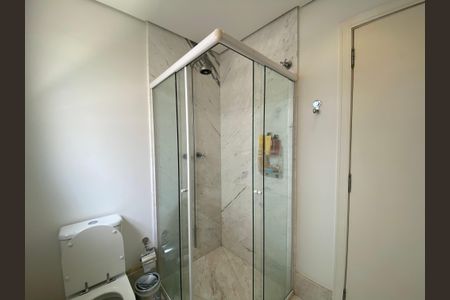 Apartamento à venda com 360m², 6 quartos e 6 vagasBanheiro da Suíte 3