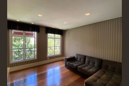 Apartamento à venda com 360m², 6 quartos e 6 vagasSala de TV