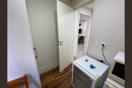 Apartamento à venda com 360m², 6 quartos e 6 vagasQuarto de Serviço 2