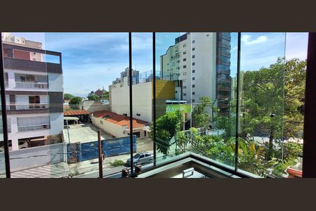 Apartamento à venda com 100m², 3 quartos e 2 vagasVaranda