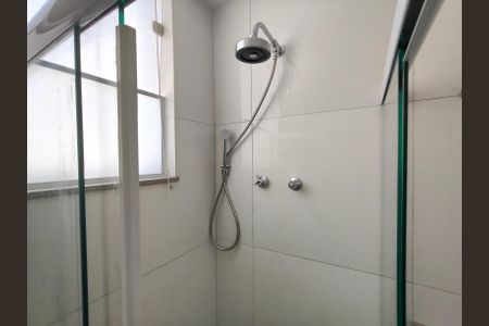 Apartamento para alugar com 65m², 2 quartos e 1 vaga Apartamento para alugar com 65m², 2 quartos e 1 vagaBanheiro Corredor