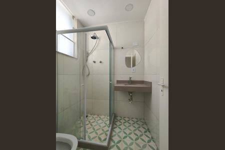 Apartamento para alugar com 65m², 2 quartos e 1 vaga Apartamento para alugar com 65m², 2 quartos e 1 vagaBanheiro Corredor