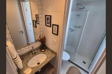 Apartamento para alugar com 90m², 3 quartos e 2 vagasBanheiro suite 