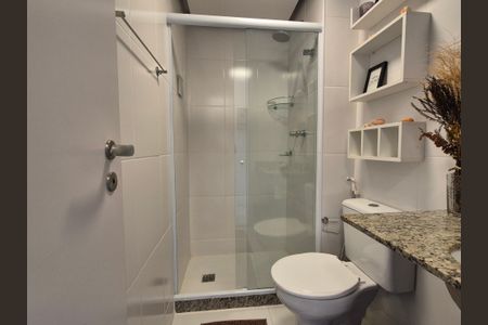Apartamento para alugar com 90m², 3 quartos e 2 vagasBanheiro 
