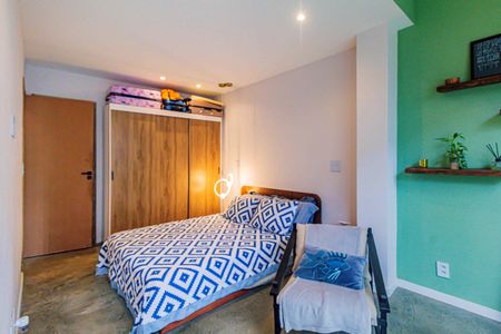 Casa à venda com 158m², 2 quartos e 1 vaga Casa à venda com 158m², 2 quartos e 1 vagaSuite